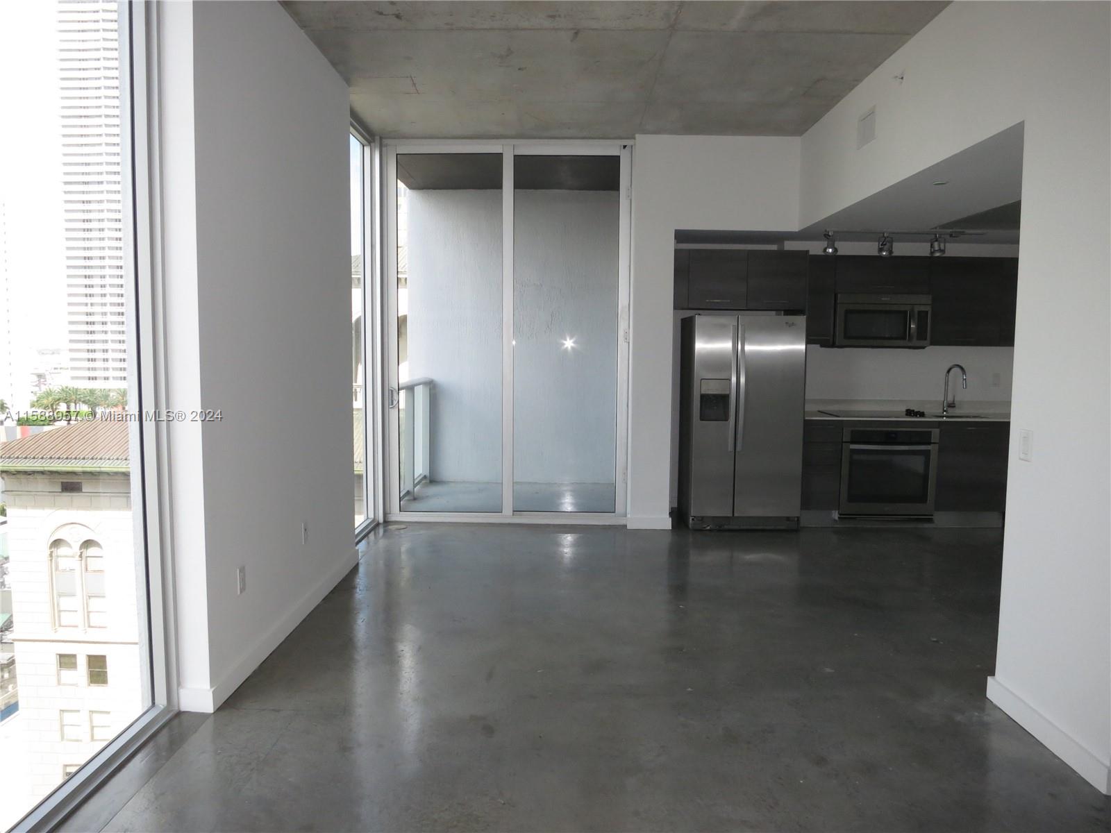 84b12bae-2847 151 SE 1 St # 1704, Miami FL 33131 — #A11588957