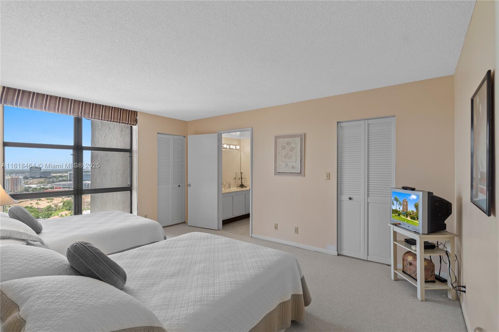 84b12bae-2978 18181 NE 31st Ct # 2202, Aventura FL 33160 — #A11618464
