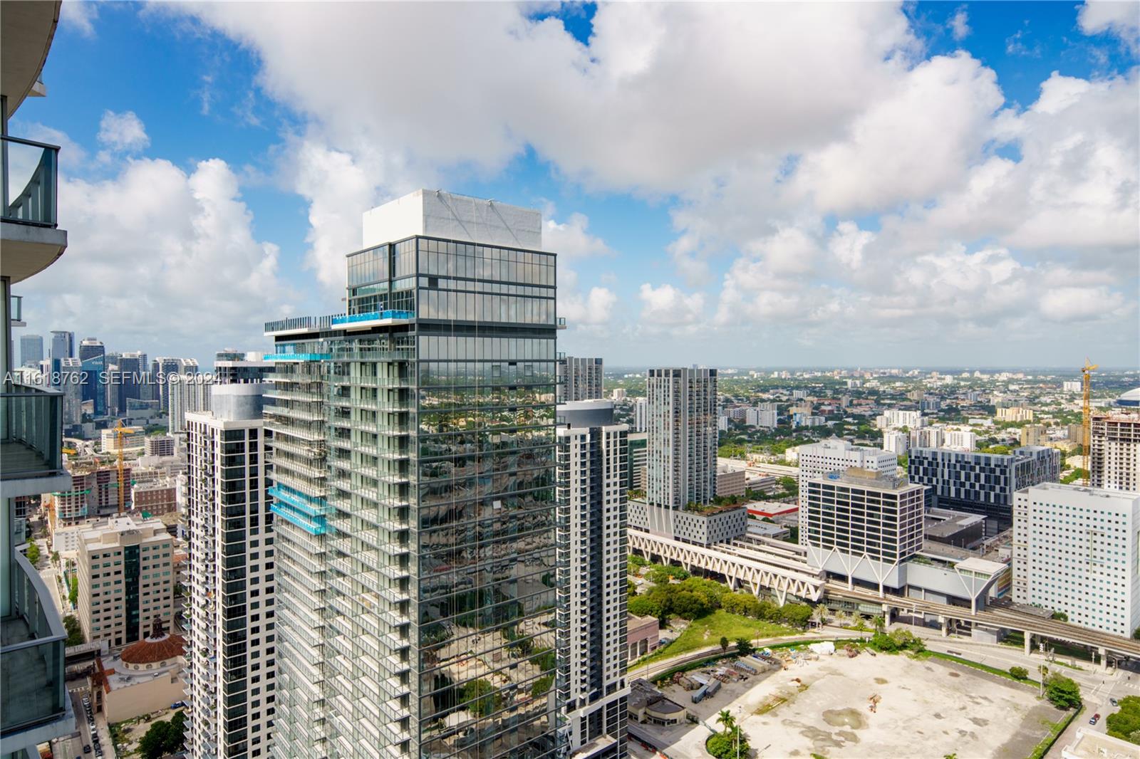 84b12bae-2981 851 NE 1st Ave # 4406, Miami FL 33132 — #A11618762