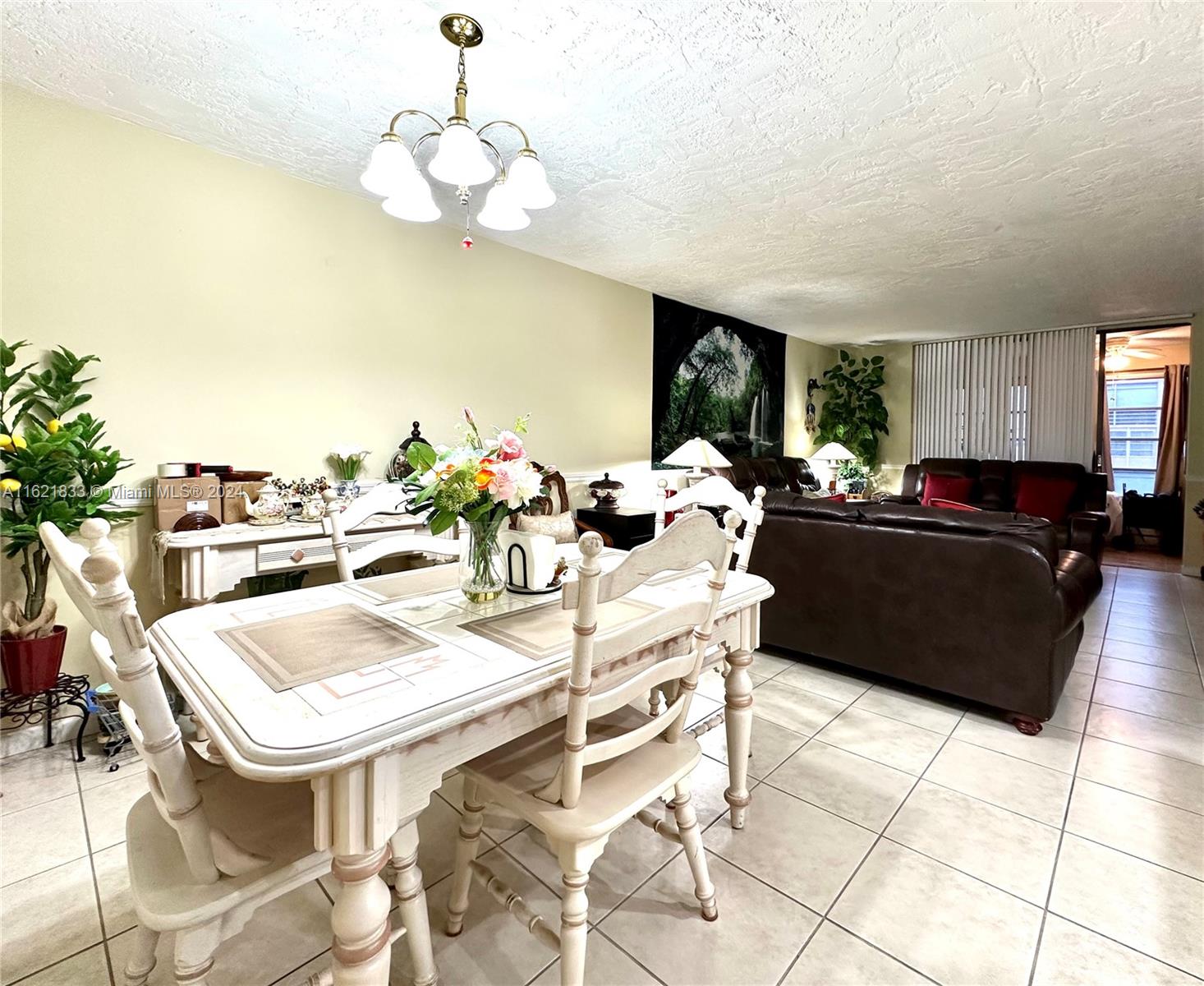 84b12bae-3003 2831 Somerset Dr # 206, Lauderdale Lakes FL 33311 — #A11621833