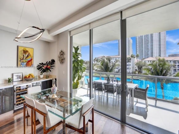 3250 NE 188th St # 207, Aventura FL 33180 — #A11622950