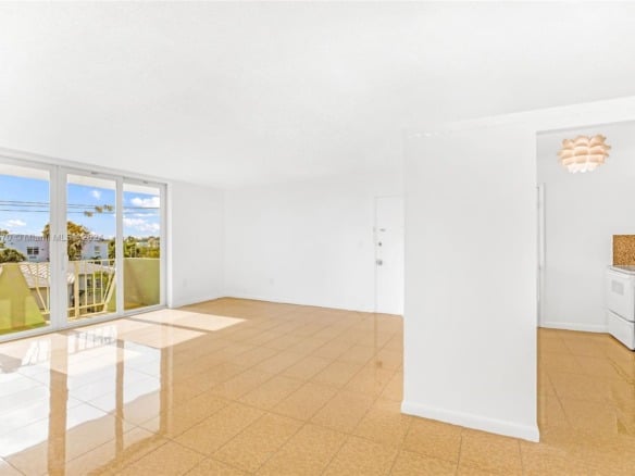 7133 Bay Dr # 401, Miami Beach FL 33141 — #A11625570