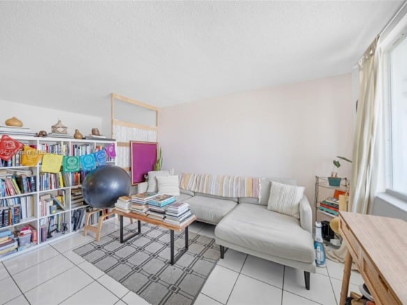 7133 Bay Dr # 503, Miami Beach FL 33141 — #A11625604