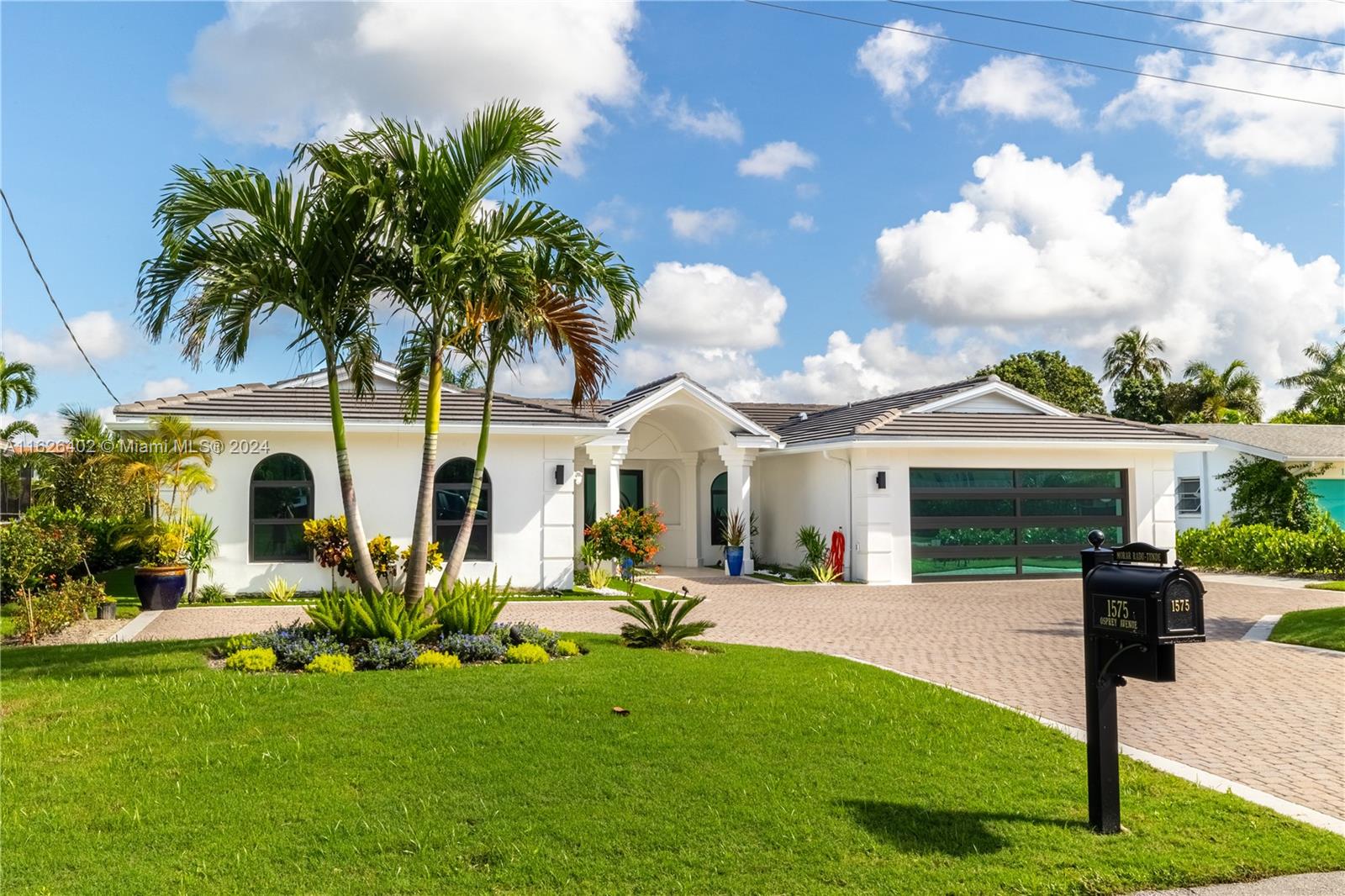 1575 Osprey Ave, Naples FL 34102 — #A11626402