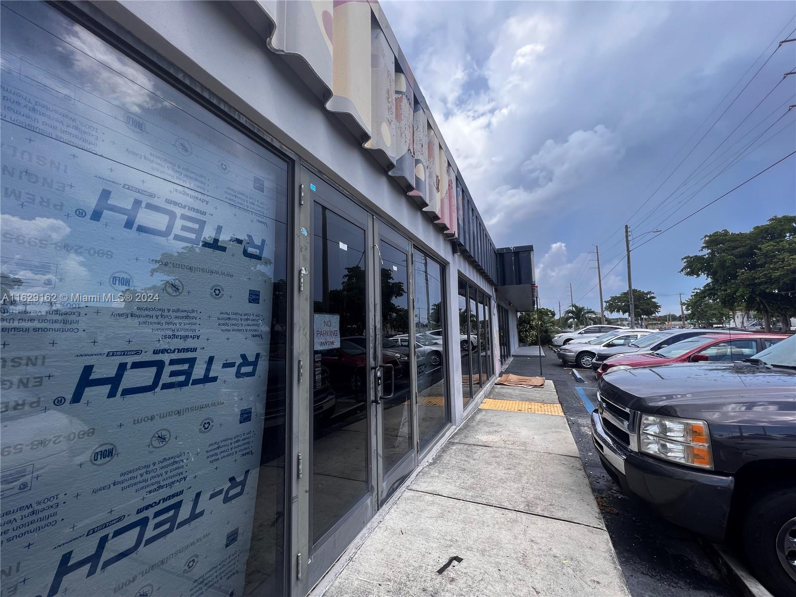 84b12bae-3041 1100 S Dixie Hwy, Hollywood FL 33020 — #A11629162