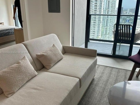 159 NE 6 th Street # 3513, Miami FL 33132 — #A11635444