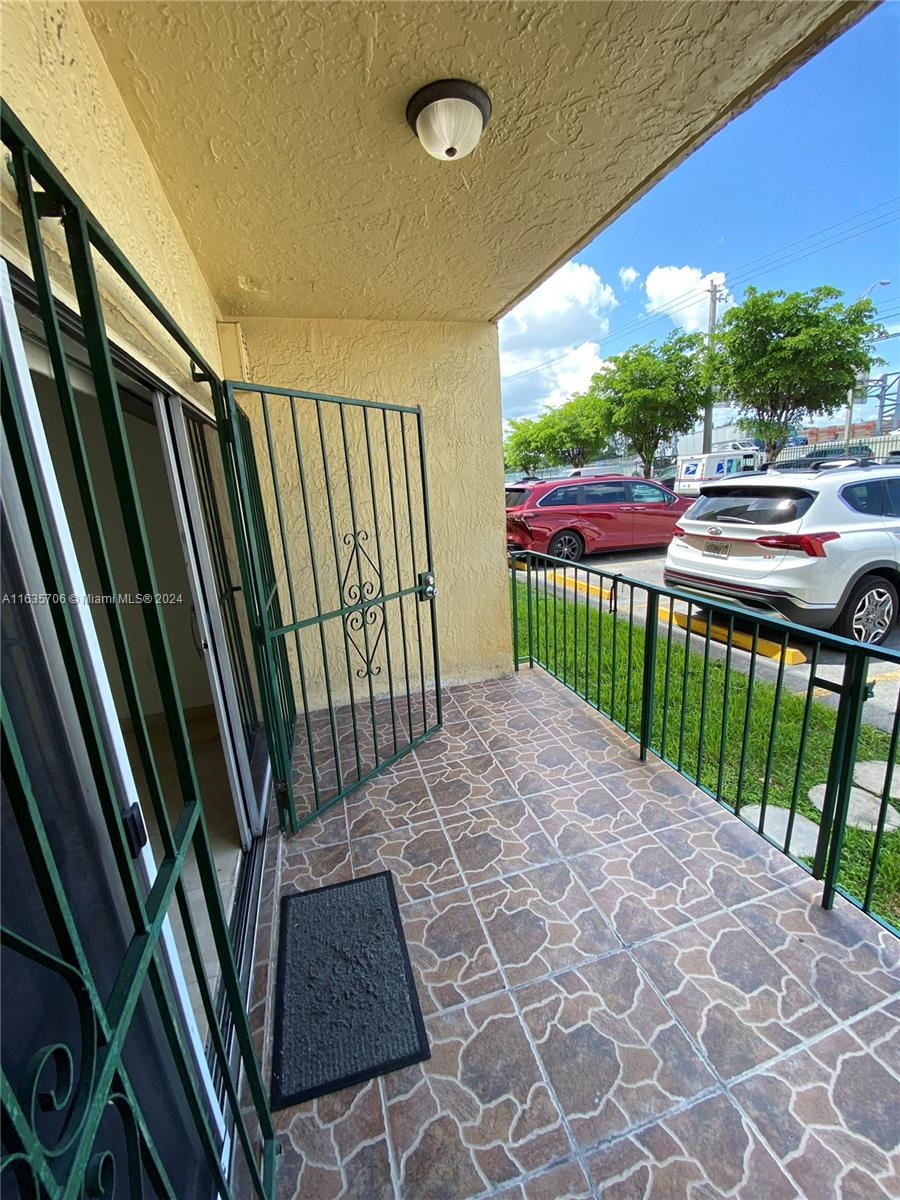 84b12bae-3067 4525 W 20 AV # 123, Hialeah FL 33012 — #A11635706