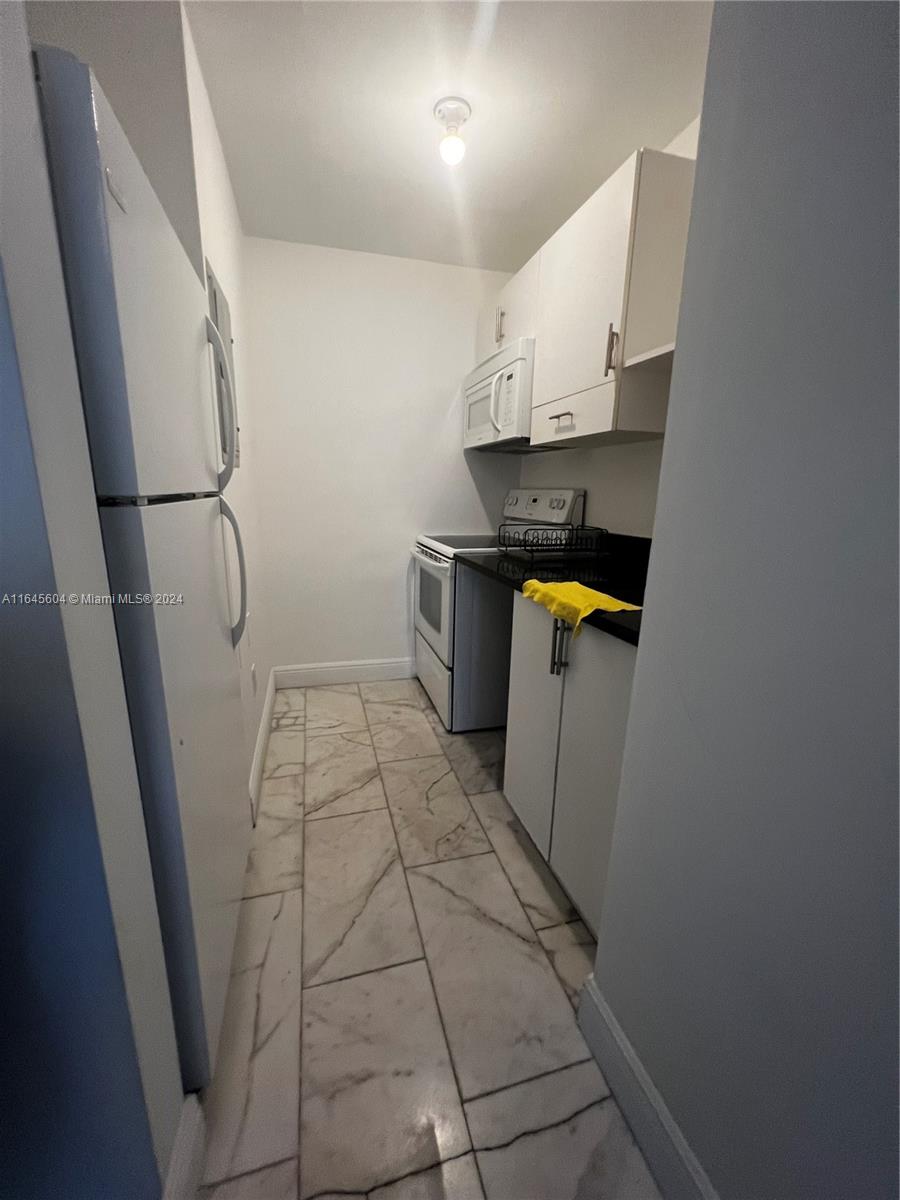 84b12bae-3100 920 Jefferson Ave # 3, Miami Beach FL 33139 — #A11645604