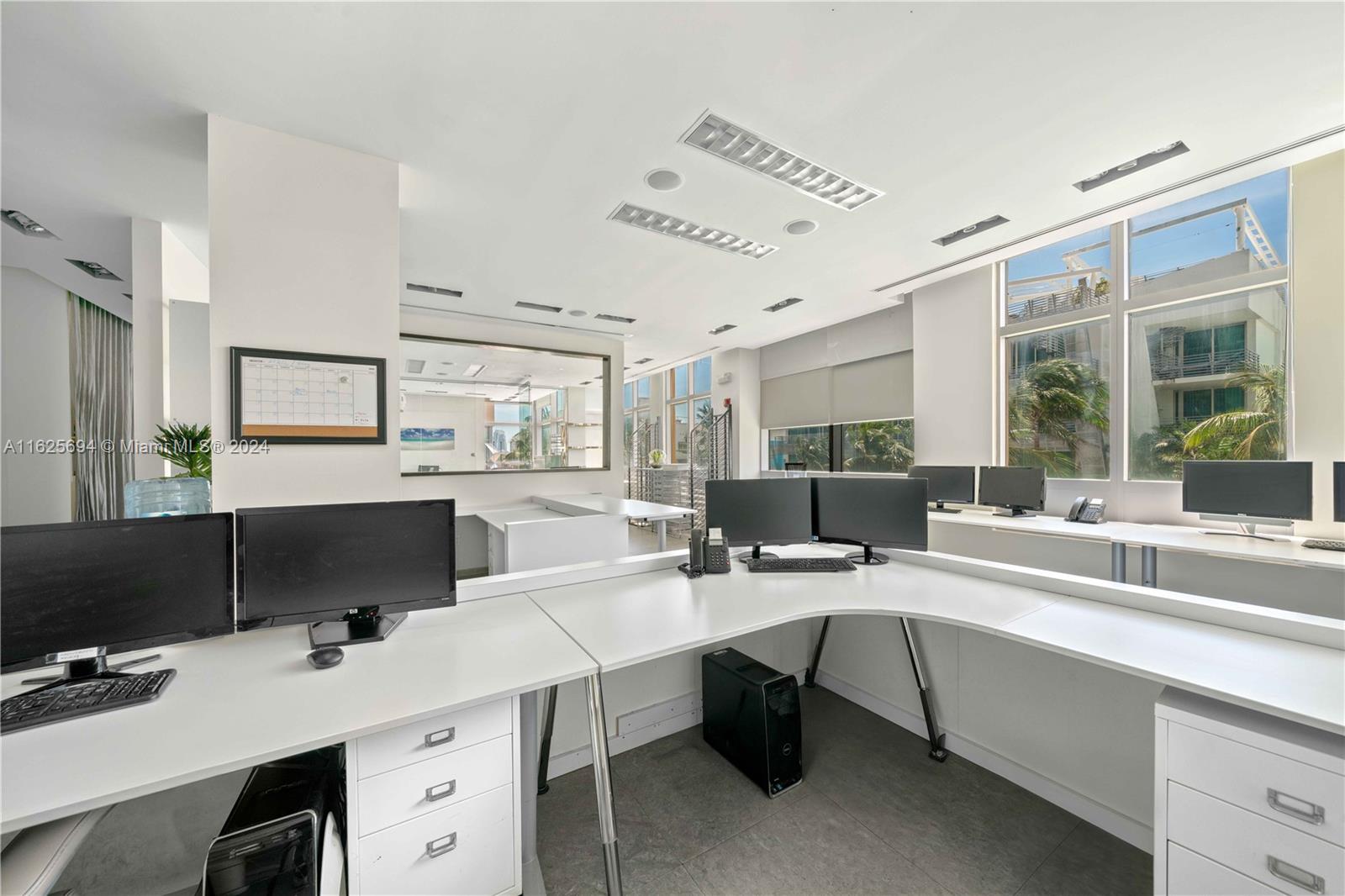 84b12bae-311 1451 Ocean Dr # 204, Miami Beach FL 33139 — #A11625694