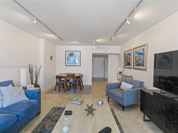 Listing #A11649096