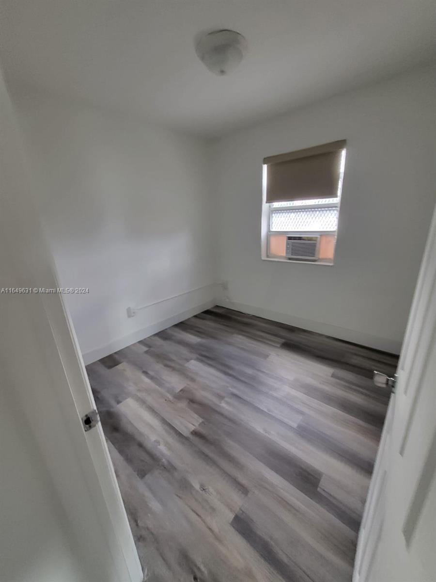 84b12bae-3125 Listing #A11649631