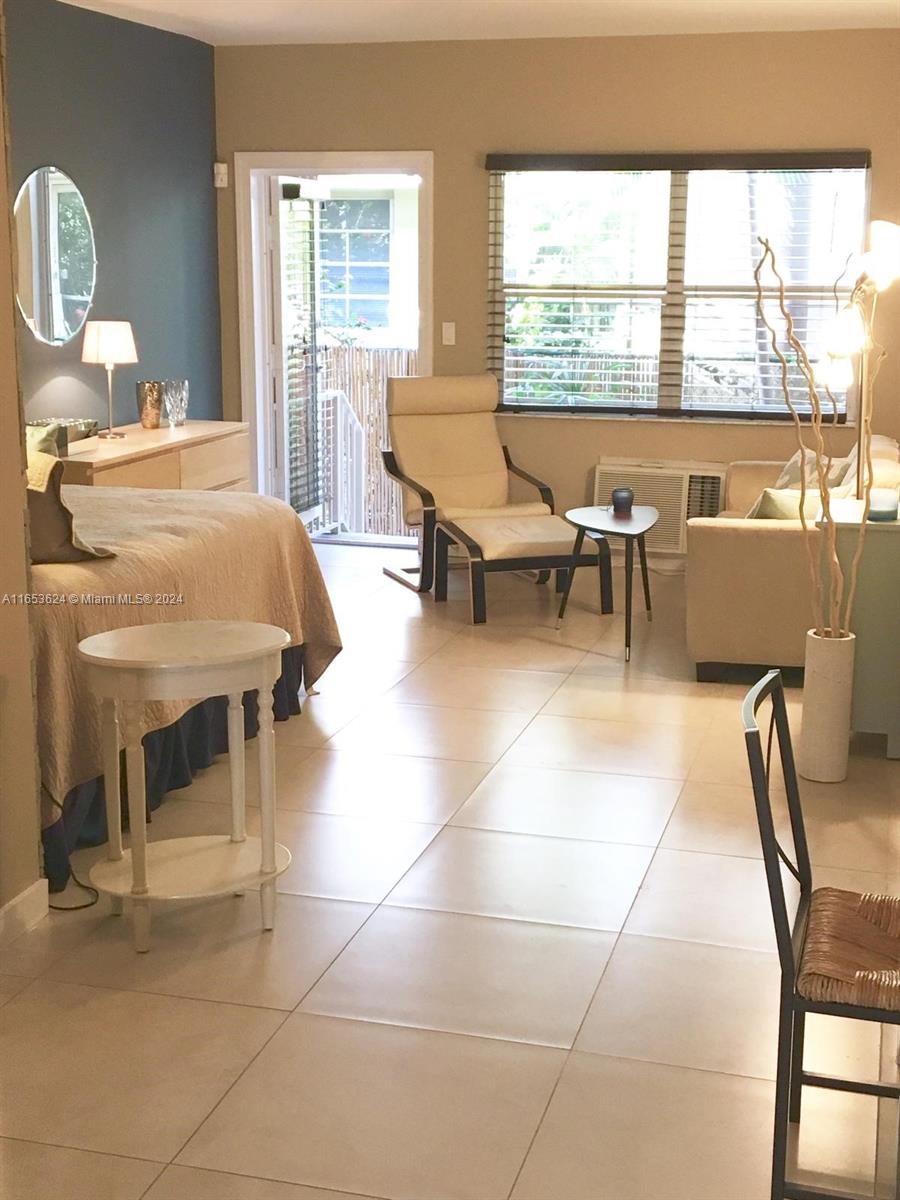 84b12bae-3144 1228 Pennsylvania Ave # 2, Miami Beach FL 33139 — #A11653624