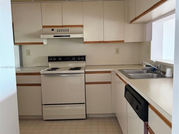 10253 NW 9th Street Cir # 6, Miami FL 33172 — #A11657992