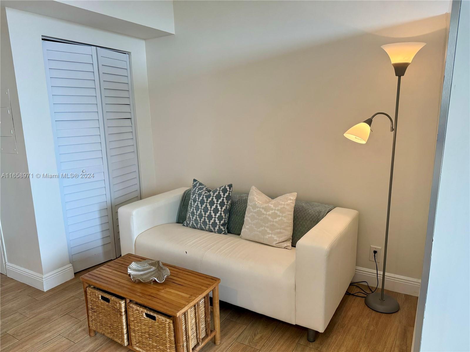 84b12bae-3177 1720 Harrison St # 15F, Hollywood FL 33020 — #A11658971