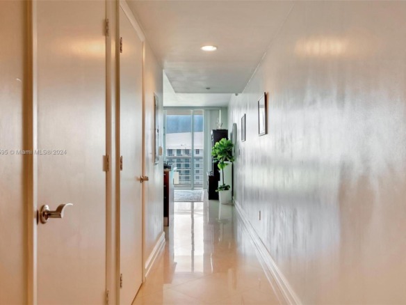 1830 S Ocean Dr # 4709, Hallandale Beach FL 33009 — #A11664595