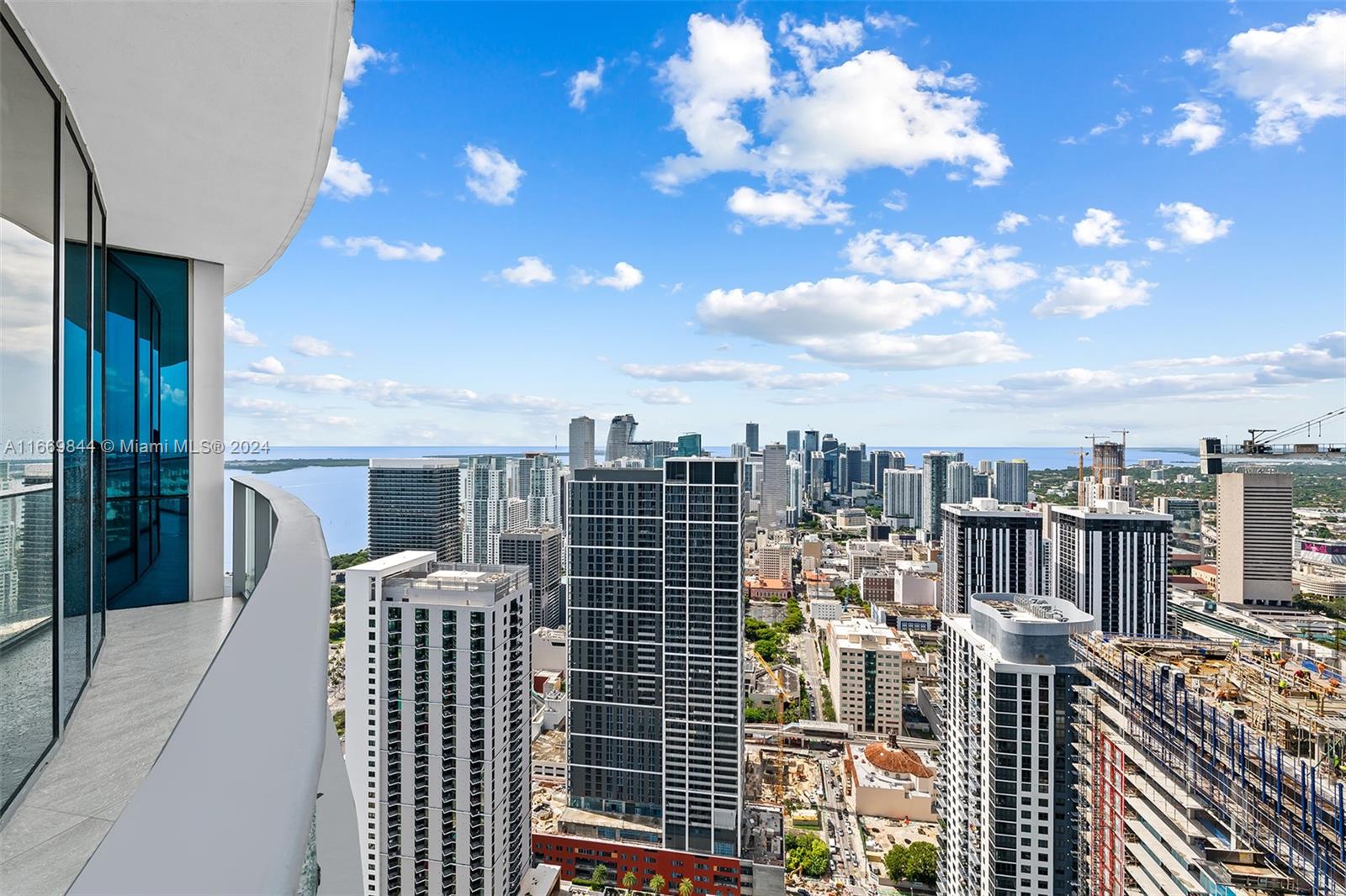 84b12bae-3242 851 NE 1st Ave # 5412, Miami FL 33132 — #A11669844