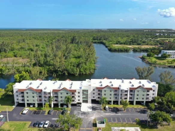 8240 SW 210 th # 320, Cutler Bay FL 33189 — #A11722733
