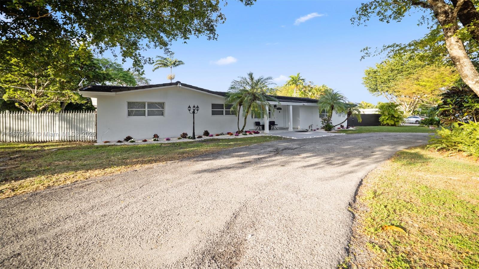 13550 SW 99th Pl, Miami FL 33176 — #A11679017