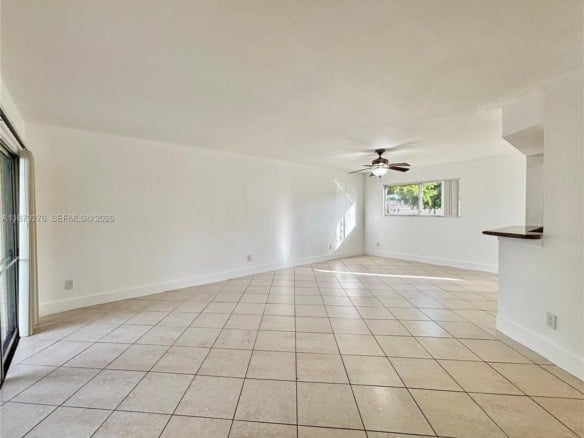 3405 NW 44th St # 104, Oakland Park FL 33309 — #A11679276