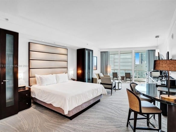 4391 Collins Ave # 915, Miami Beach FL 33140 — #A11685673