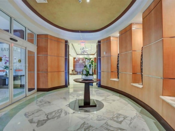 16699 COLLINS AV # 3105, Sunny Isles Beach FL 33160 — #A11686526