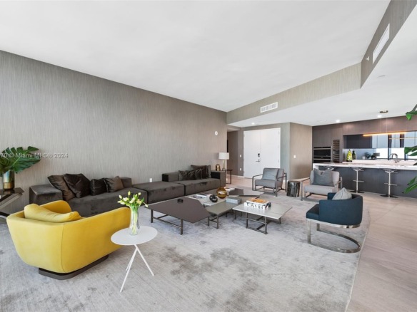 851 NE 1st Ave # 5112, Miami FL 33132 — #A11687670