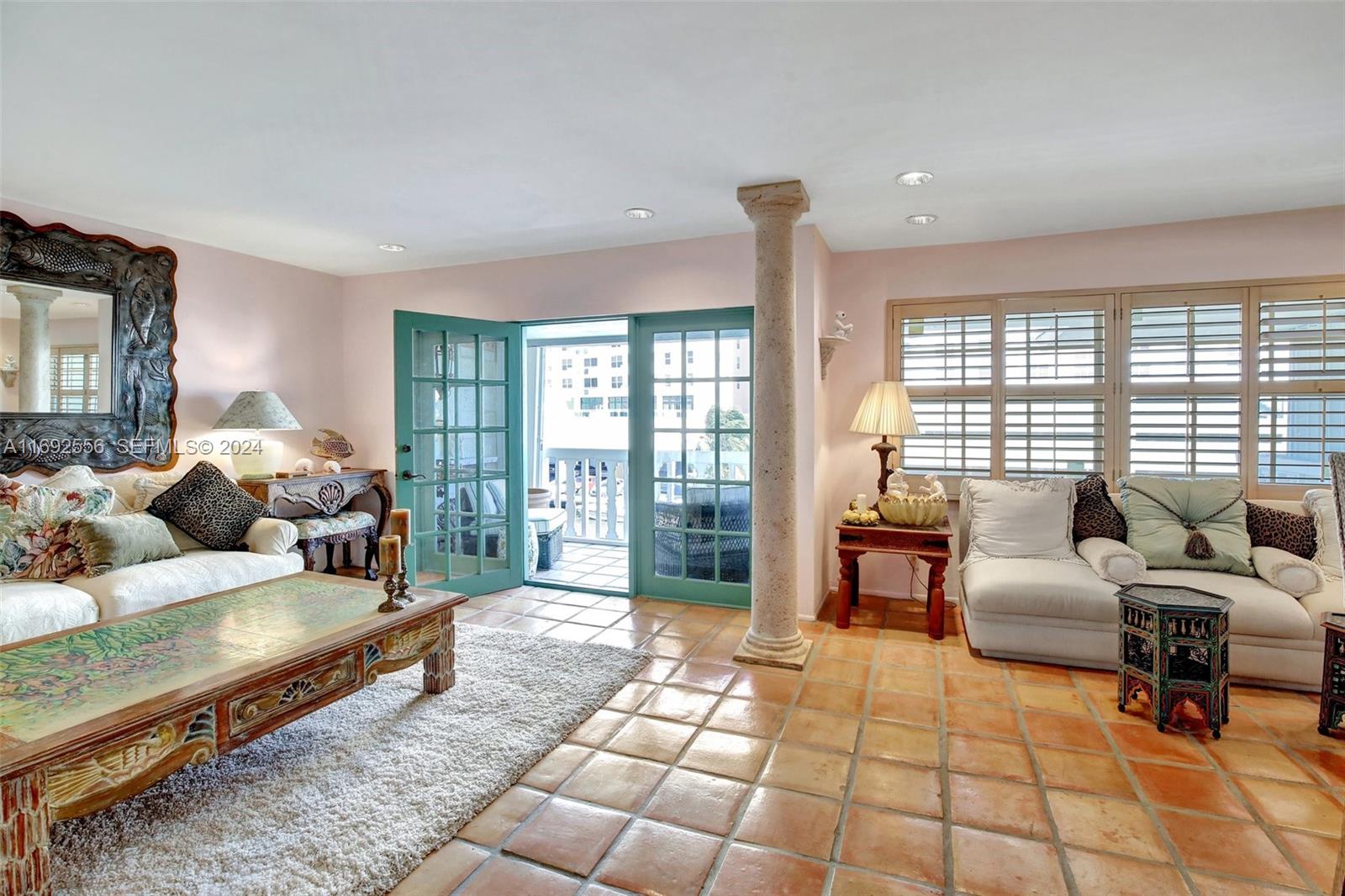 84b12bae-3406 450 Paradise Isle Blvd # 308, Hallandale Beach FL 33009 — #A11692556