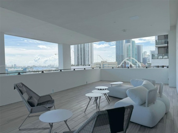 1642 NE 1st Ave # 2203, Miami FL 33132 — #A11695534