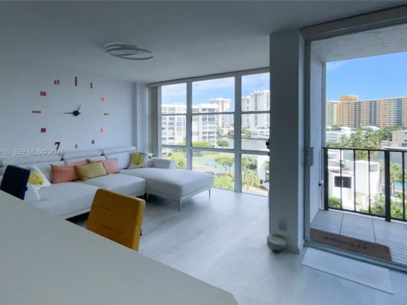 800 Parkview Dr # 708, Hallandale Beach FL 33009 — #A11697600