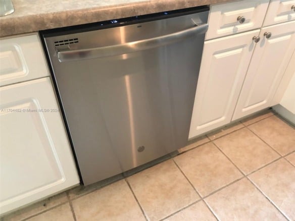 17150 N Bay Rd # 2612, Sunny Isles Beach FL 33160 — #A11704482