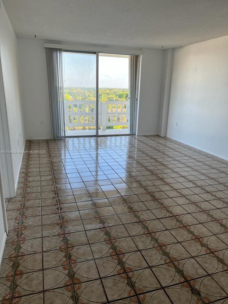 84b12bae-3527 15600 NW 7th Ave # 821, Miami FL 33169 — #A11705628