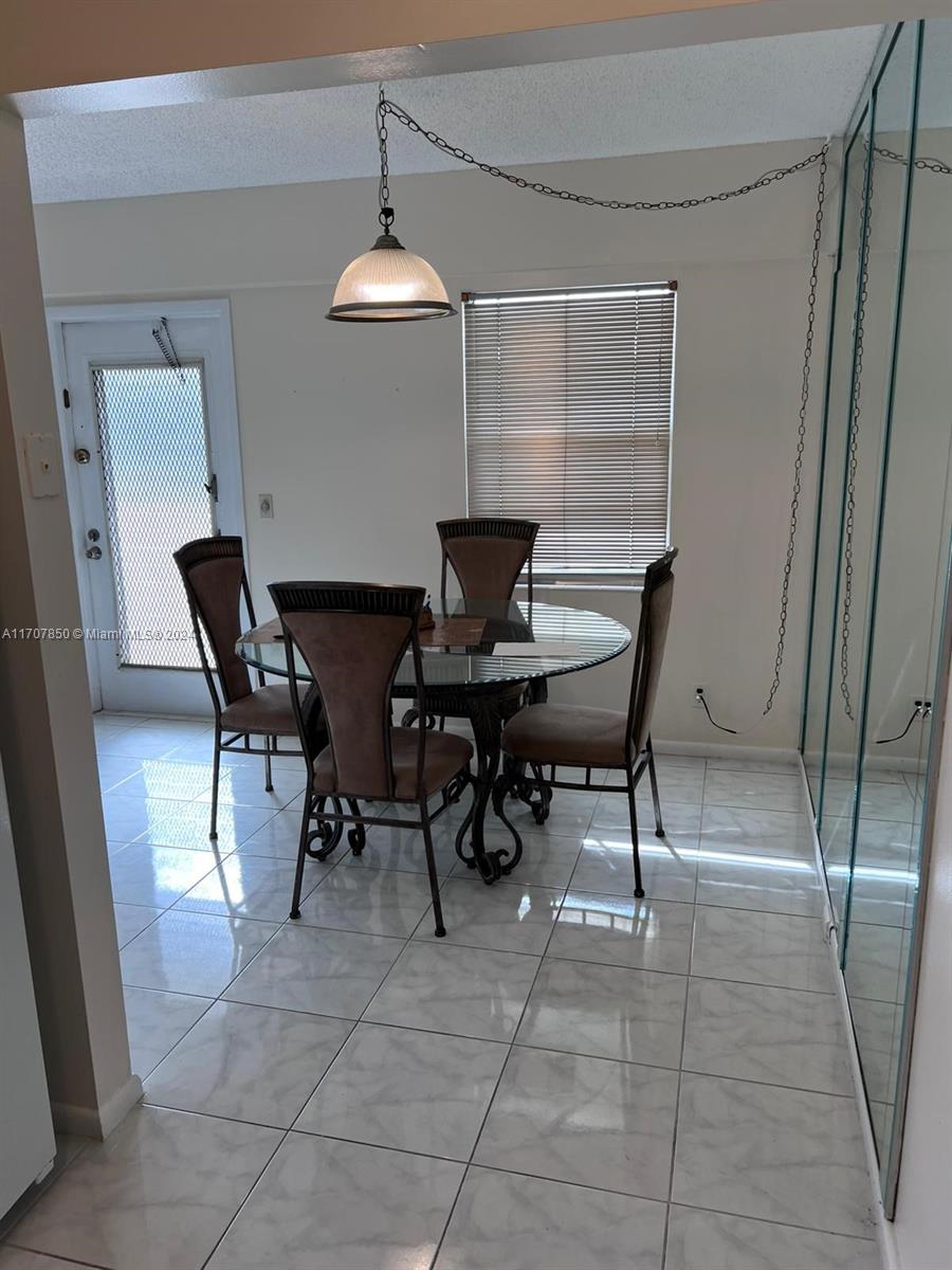 84b12bae-3545 324 Fanshaw H # H, Boca Raton FL 33434 — #A11707850