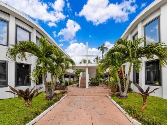 235 78th St, Miami Beach FL 33141 — #A11708118
