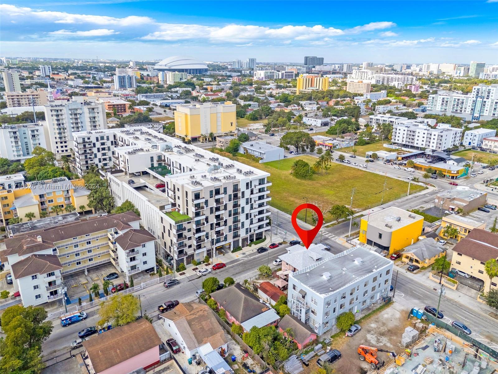 84b12bae-3564 676 SW 1st St, Miami FL 33130 — #A11710626