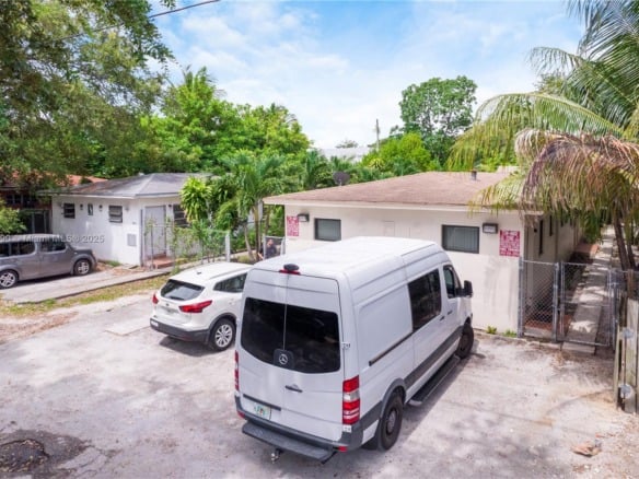 5520 NE 1st Ct, Miami FL 33137 — #A11711590