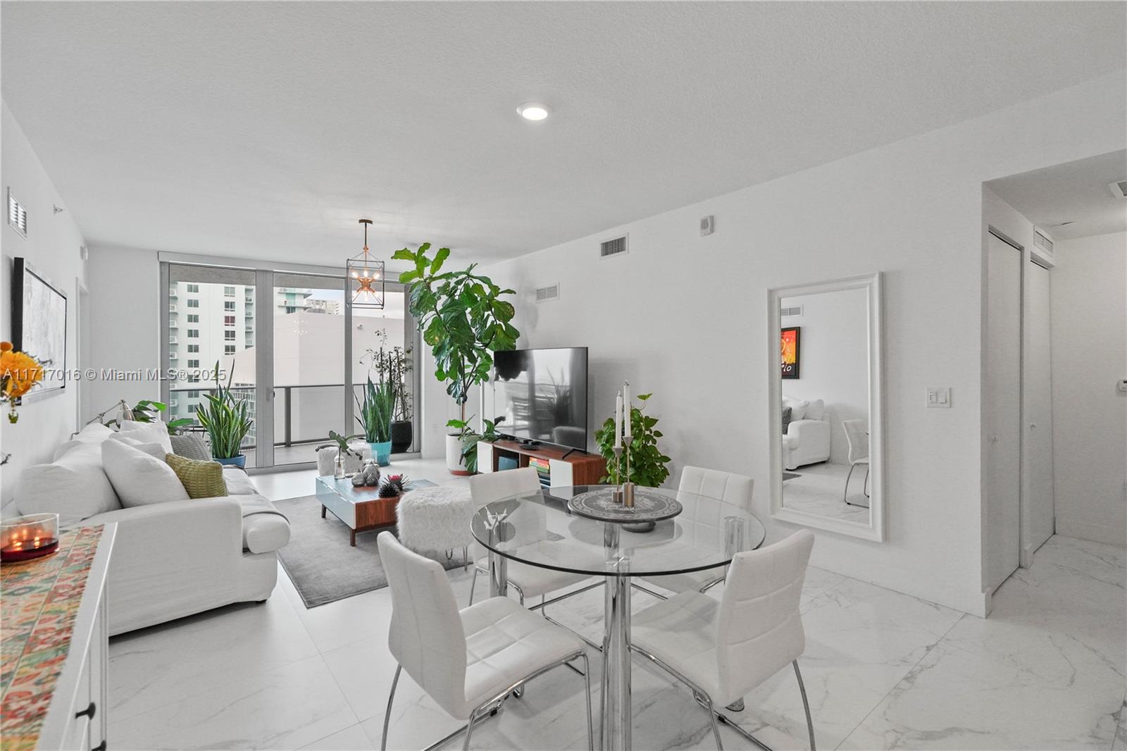 488 NE 18th St # 4009, Miami FL 33132 — #A11717016