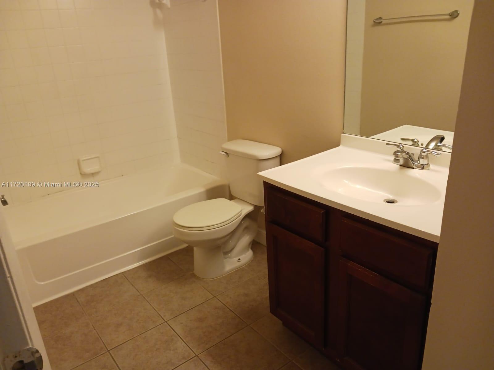 7630 Westwood Dr # 305, Tamarac FL 33321 — #A11720109