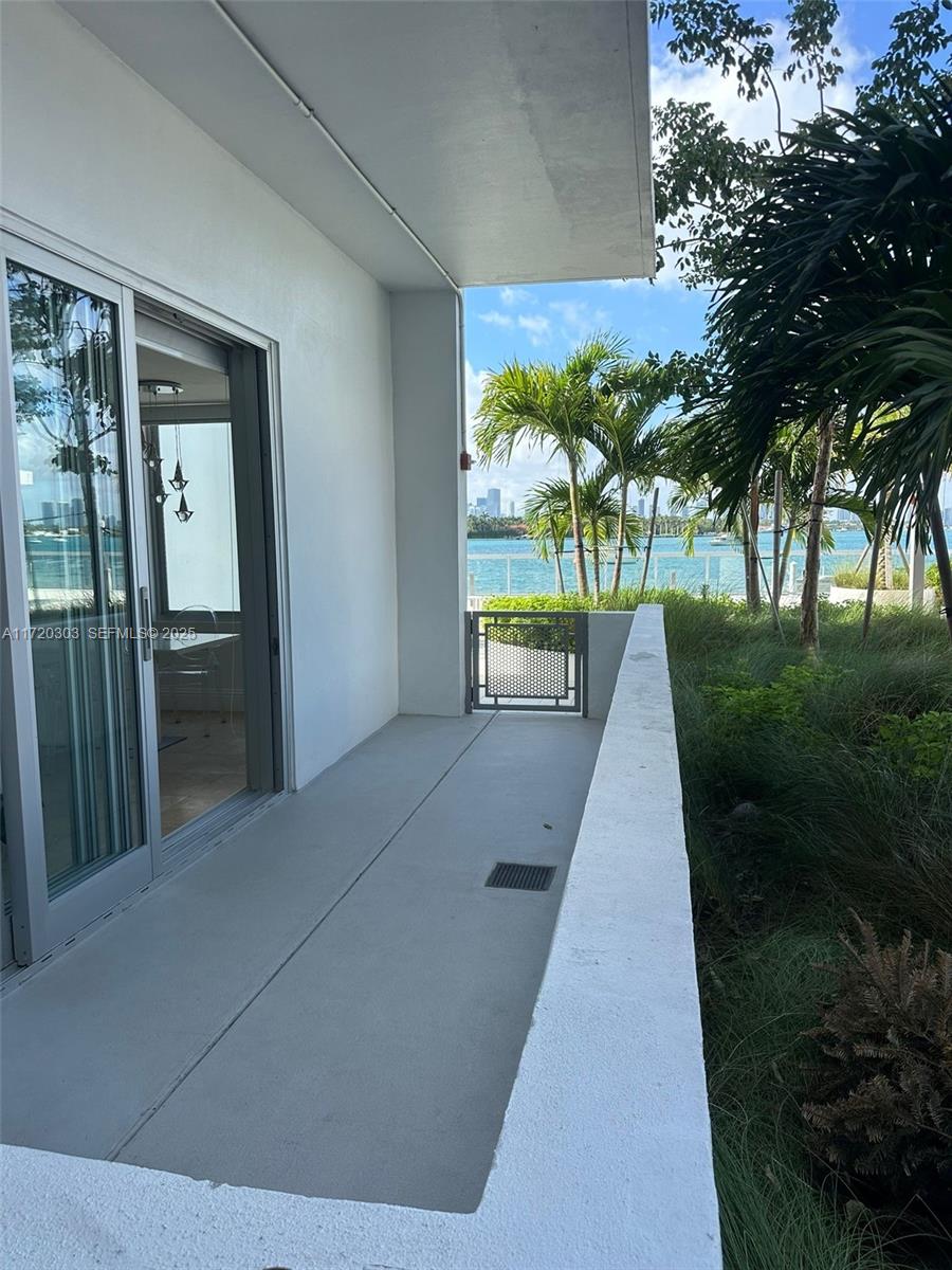84b12bae-3654 1000 West Ave, Miami Beach FL 33139 — #A11720303
