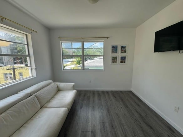 810 7th St # 207, Miami Beach FL 33139 — #A11722322