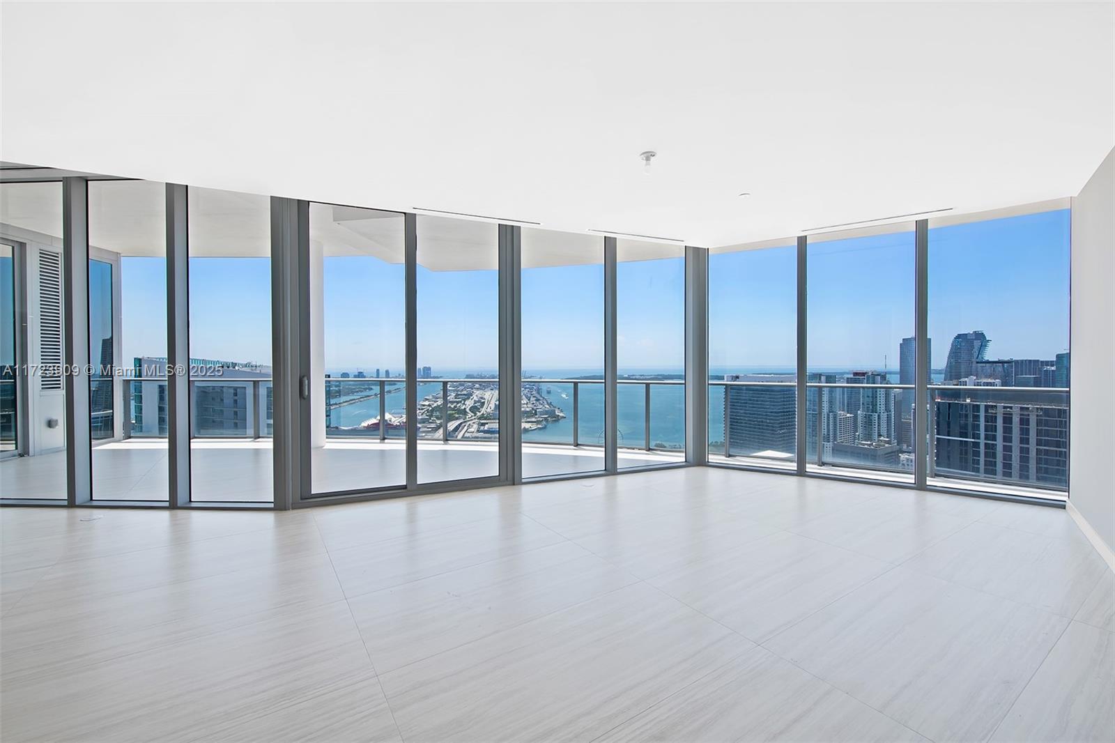 84b12bae-3725 851 NE 1st Ave # 5411, Miami FL 33132 — #A11723909