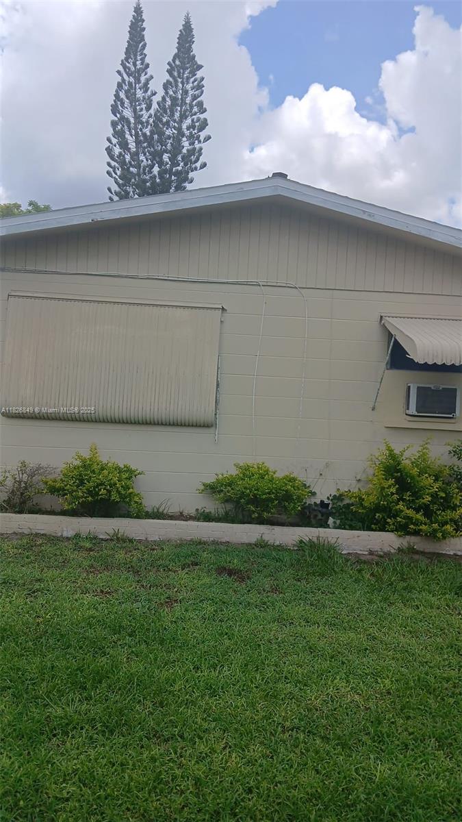 84b12bae-373 506 York Rd, Lehigh Acres FL 33936 — #A11826849