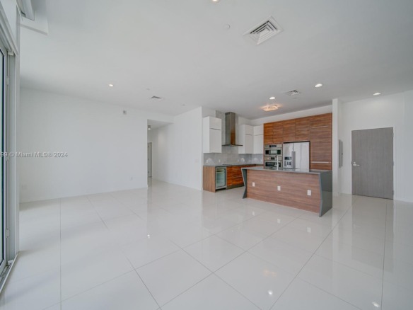 601 NE 27th St, Miami FL 33137 — #A11620599