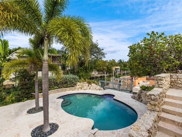 1181 S Alhambra Cir, Coral Gables FL 33146 — #A11727742