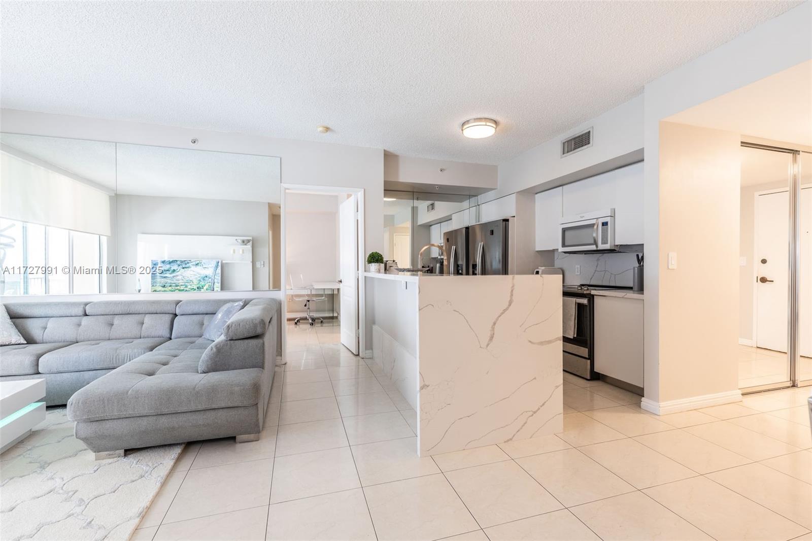 84b12bae-3780 17555 E Atlantic Blvd # 603, Sunny Isles Beach FL 33160 — #A11727991