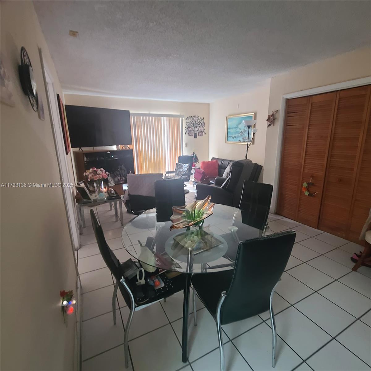 84b12bae-3783 4803 NW 7th St # 14, Miami FL 33126 — #A11728136