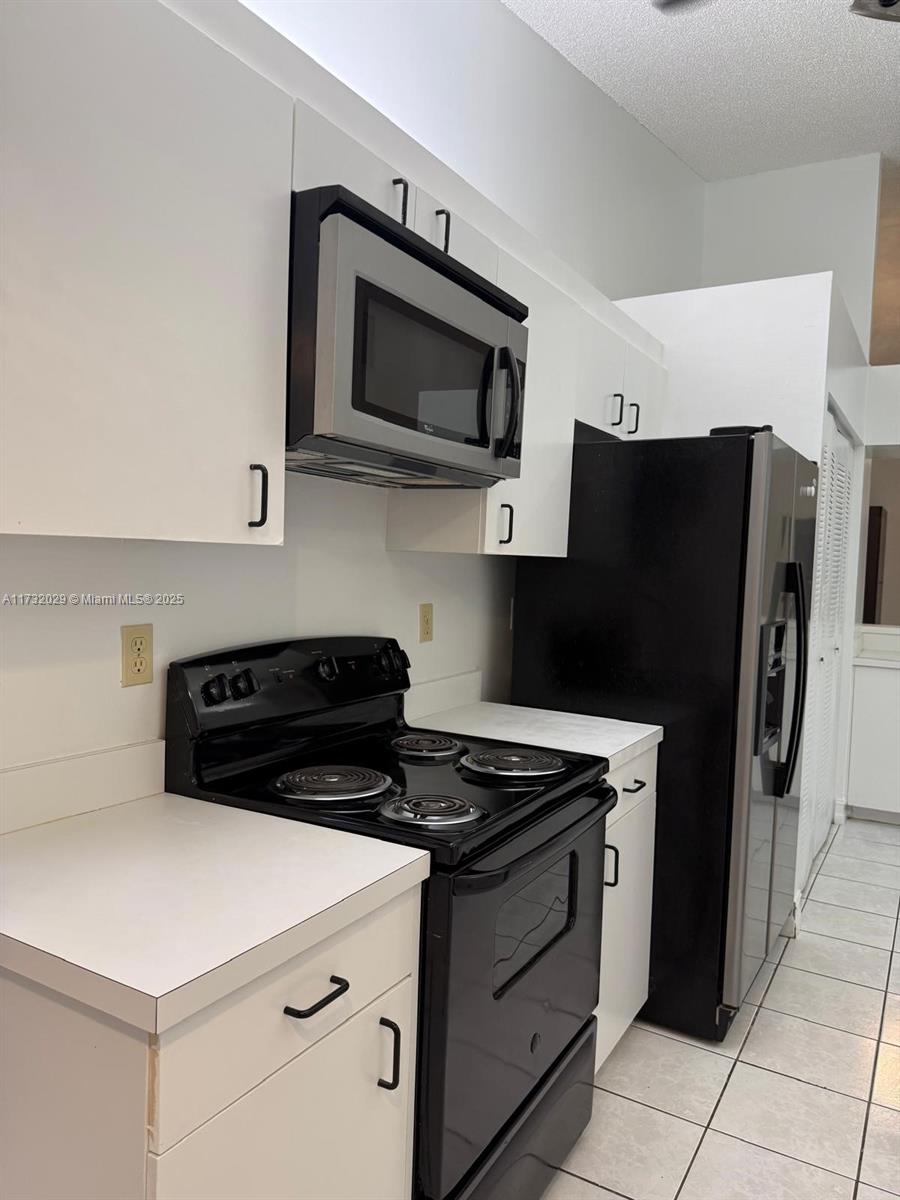 84b12bae-3833 8204 NW 100th Ln, Tamarac FL 33321 — #A11732029