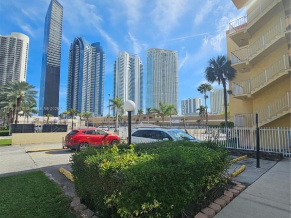 200 172nd St # 102, Sunny Isles Beach FL 33160 — #A11732981