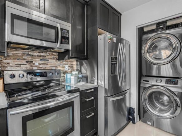 2196 NE 167th St # 114, North Miami Beach FL 33162 — #A11734232