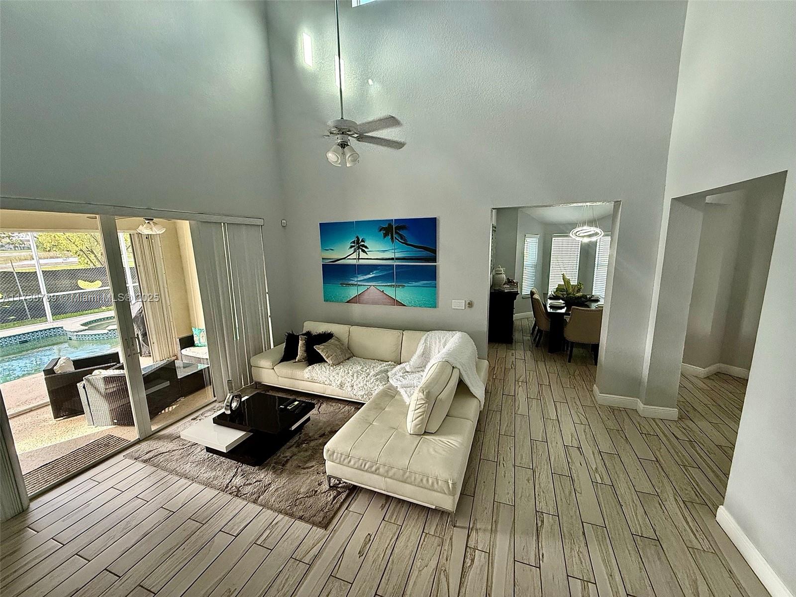 84b12bae-3908 2602 Augusta Dr, Homestead FL 33035 — #A11738789