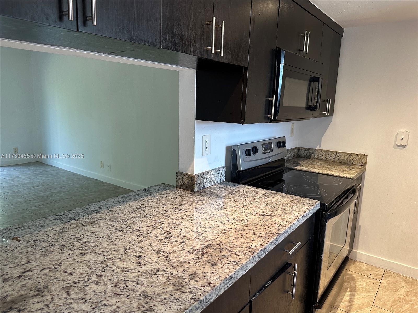 84b12bae-3917 2050 N Congress Ave # 209, West Palm Beach FL 33401 — #A11739465